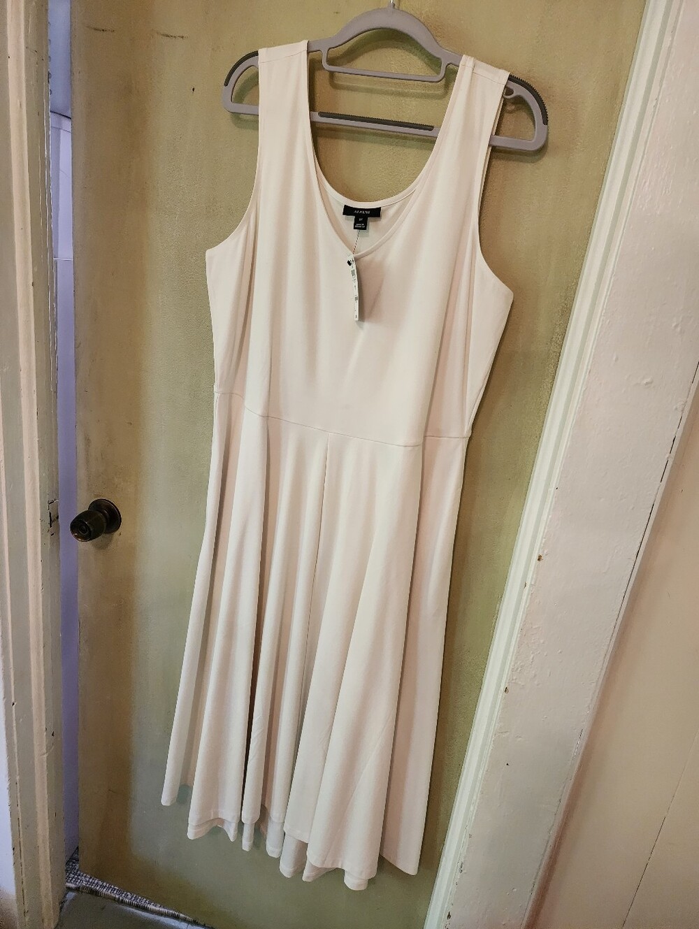 Alfani Cream Sleeveless Fit-and-Flare Dress